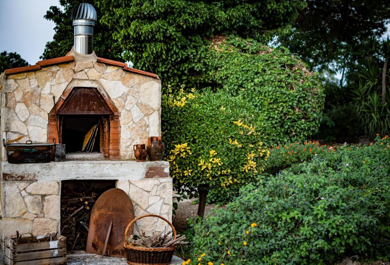 Antica Casina B&B Di Charme ปุลซาโน ภายนอก รูปภาพ