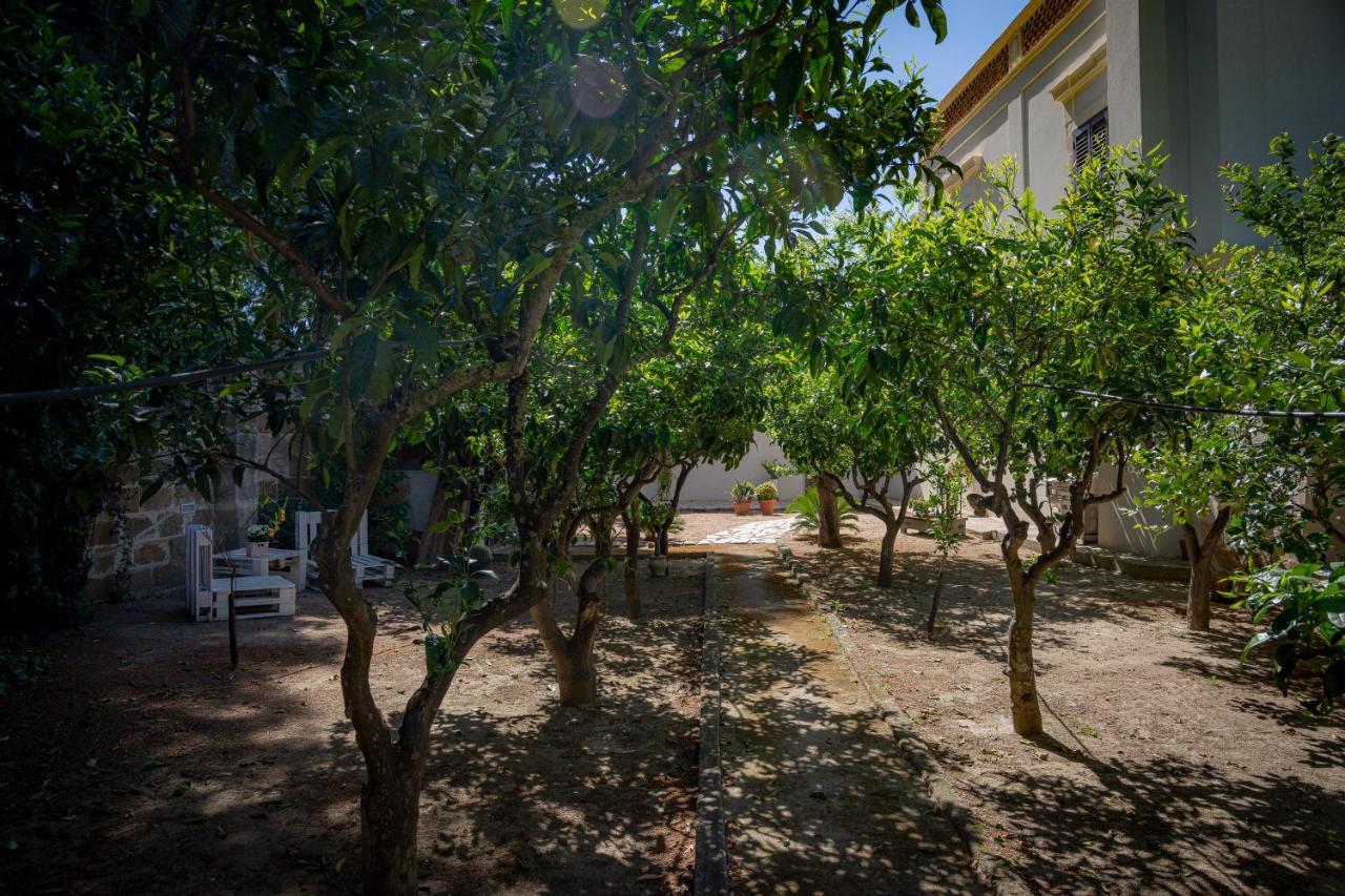 Antica Casina B&B Di Charme ปุลซาโน ภายนอก รูปภาพ